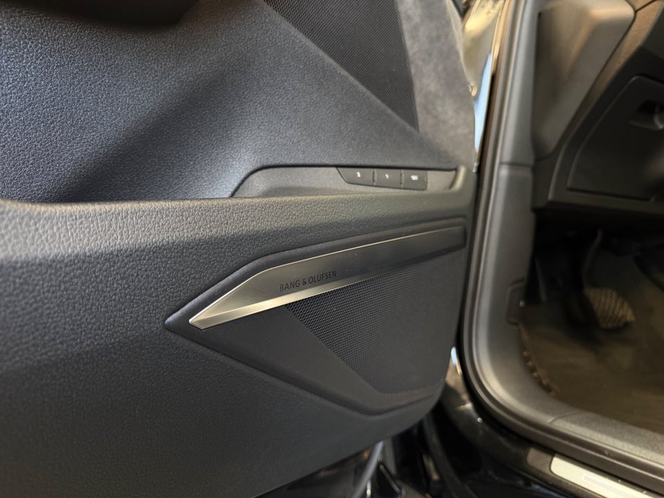 Audi e-tron 55 S-line quattro 5d