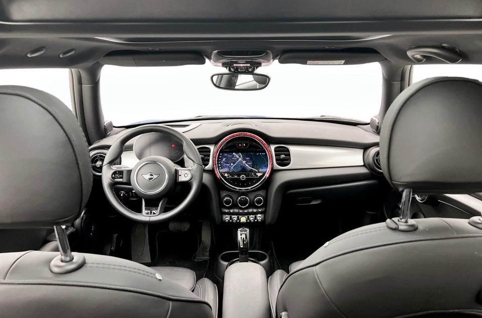MINI Cooper SE Maximise 3d