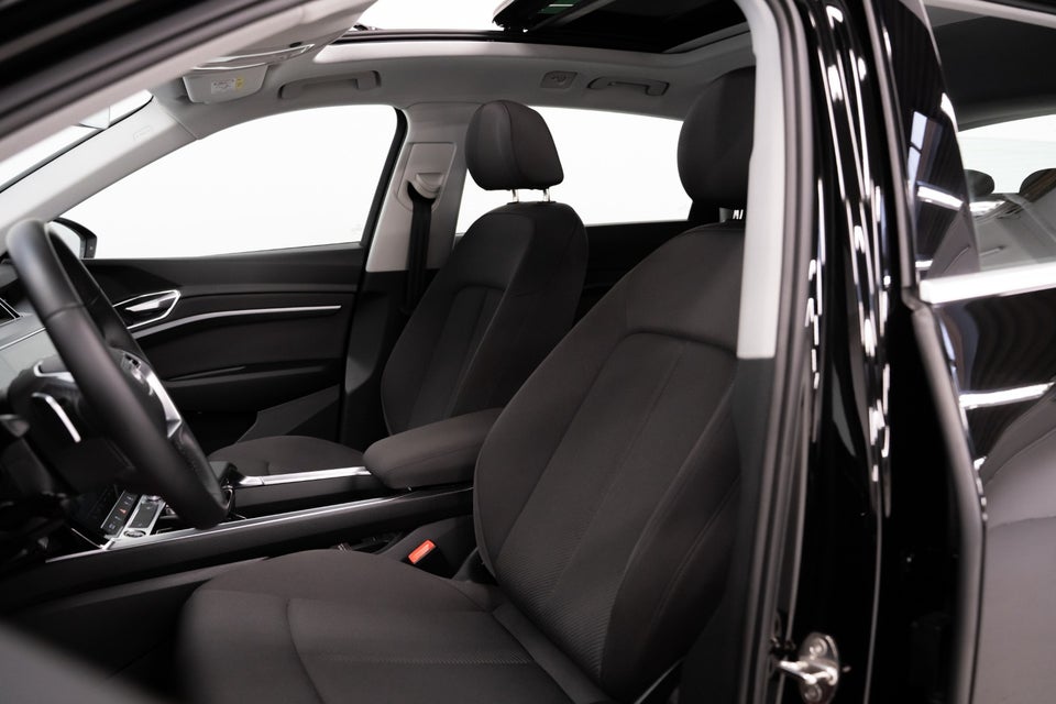 Audi e-tron 50 quattro 5d