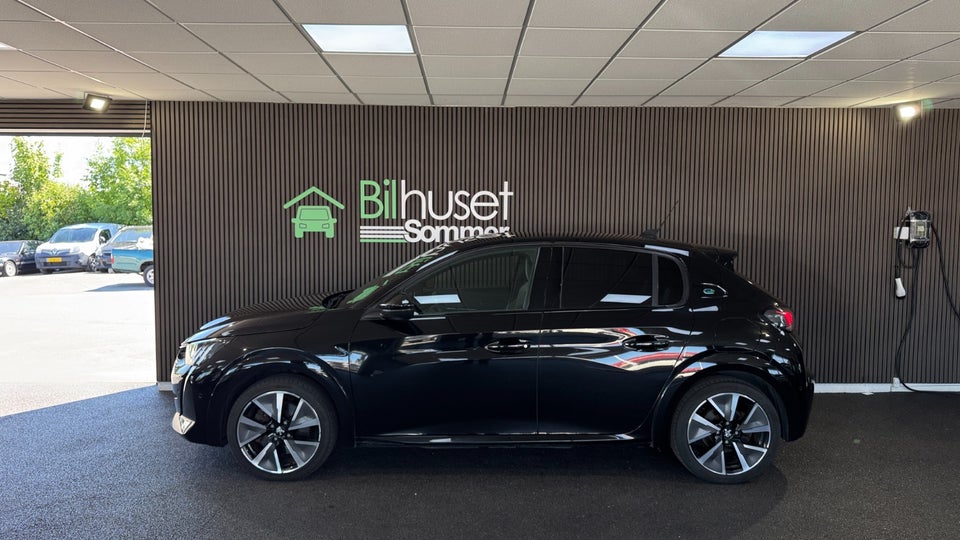 Peugeot e-208 50 GT 5d