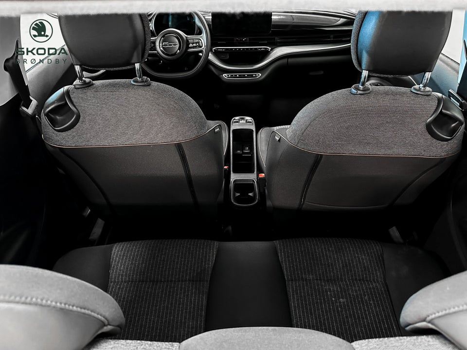 Fiat 500e 42 Icon 3d