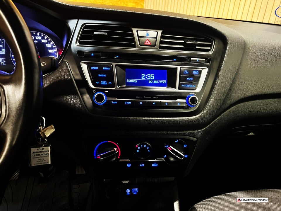 Hyundai i20 1,25 Passion 5d