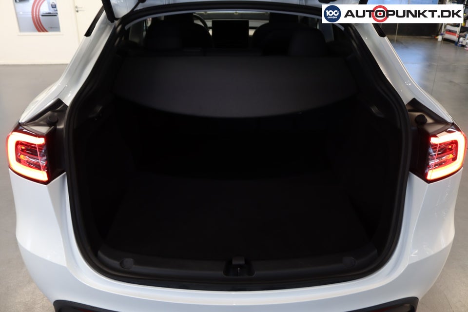 Tesla Model Y Long Range RWD 5d