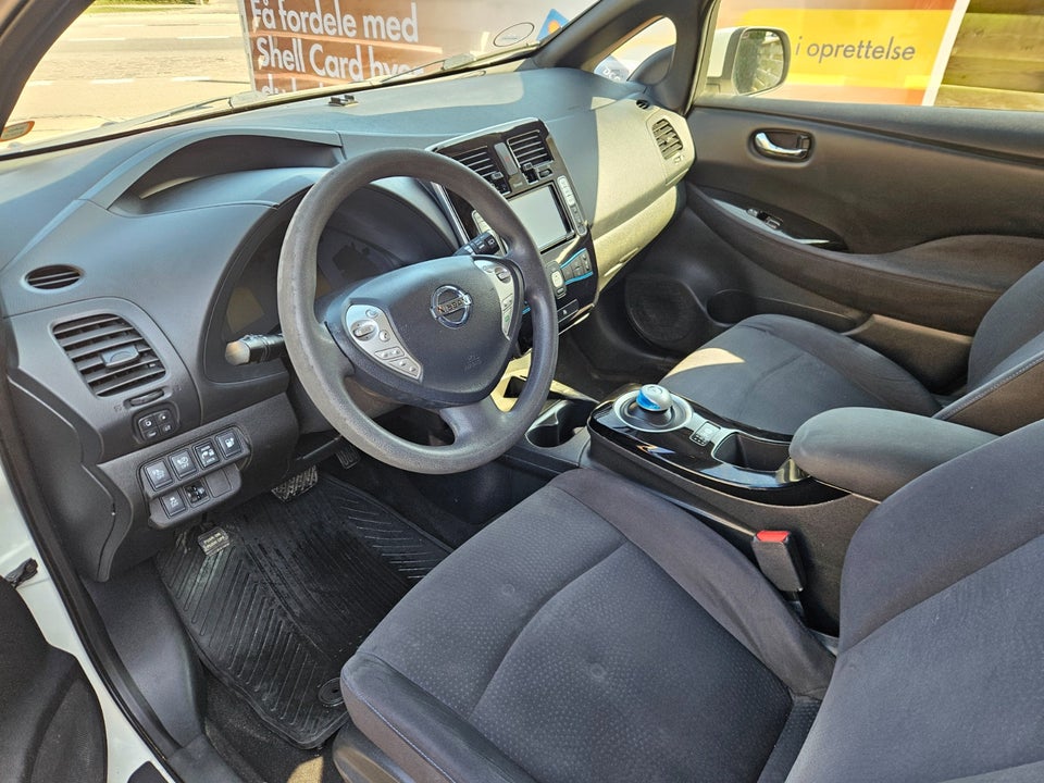 Nissan Leaf 24 Acenta 5d