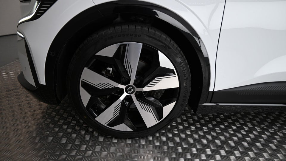 Renault Megane E-Tech 60 Techno 5d