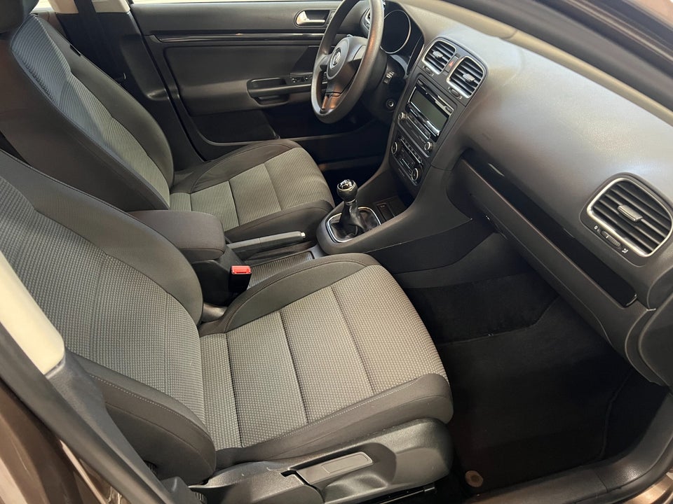 VW Golf VI 1,4 TSi 122 Comfortline Variant 5d