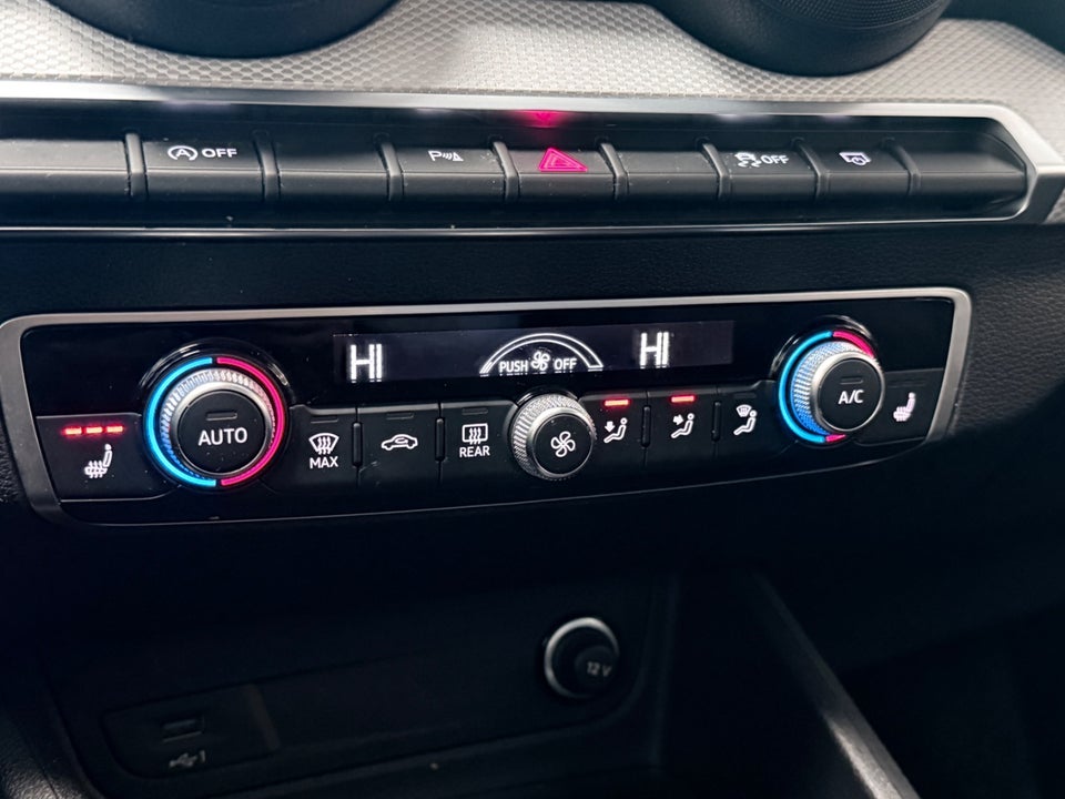 Audi Q2 35 TFSi Prestige S-tr. 5d