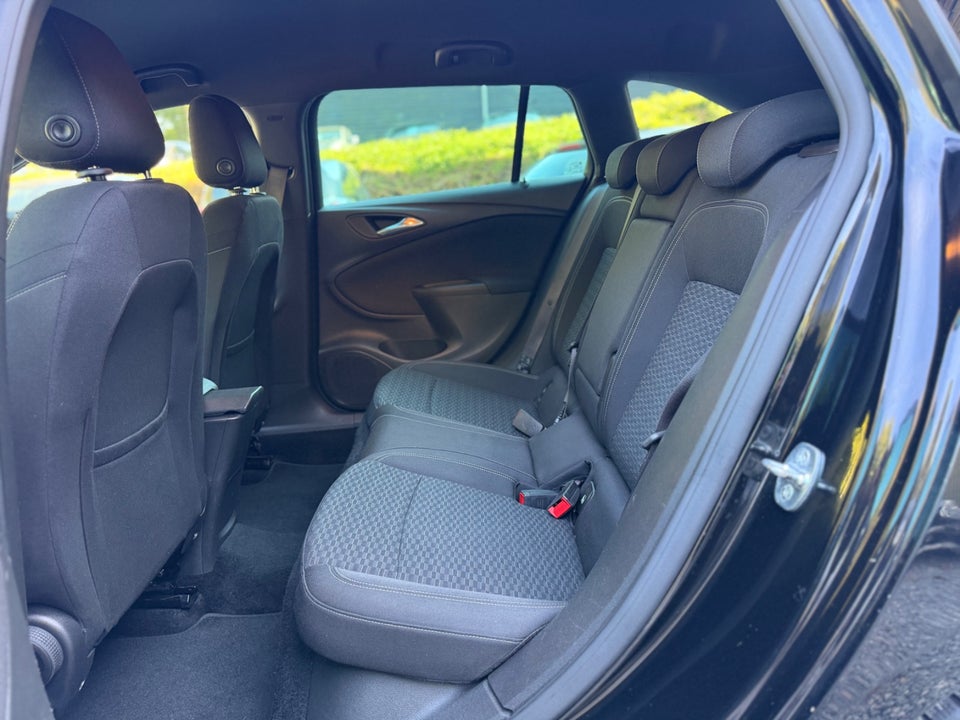 Opel Astra 1,4 T 150 Exclusive Sports Tourer 5d