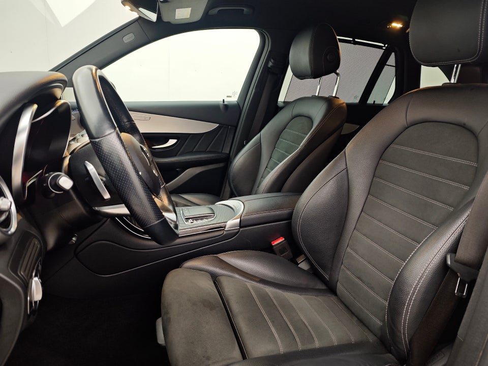 Mercedes GLC300 e 2,0 AMG Line aut. 4Matic 5d