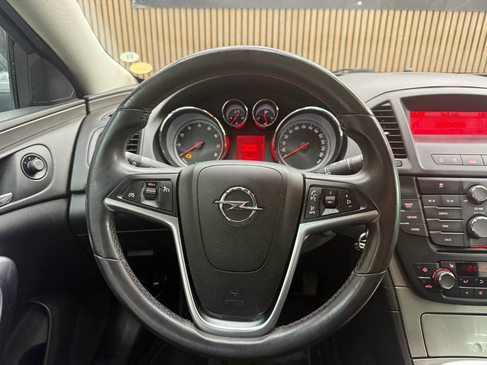 Opel Insignia 1,8 Edition Sports Tourer 5d