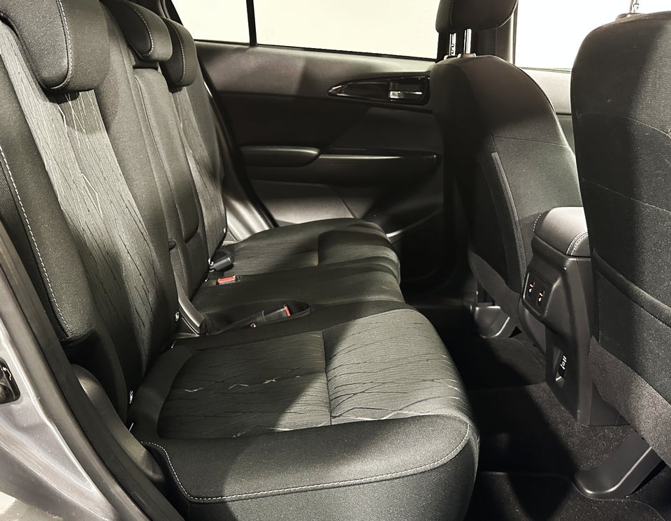 Mitsubishi Eclipse Cross 1,5 T 163 Intense+ CVT 5d