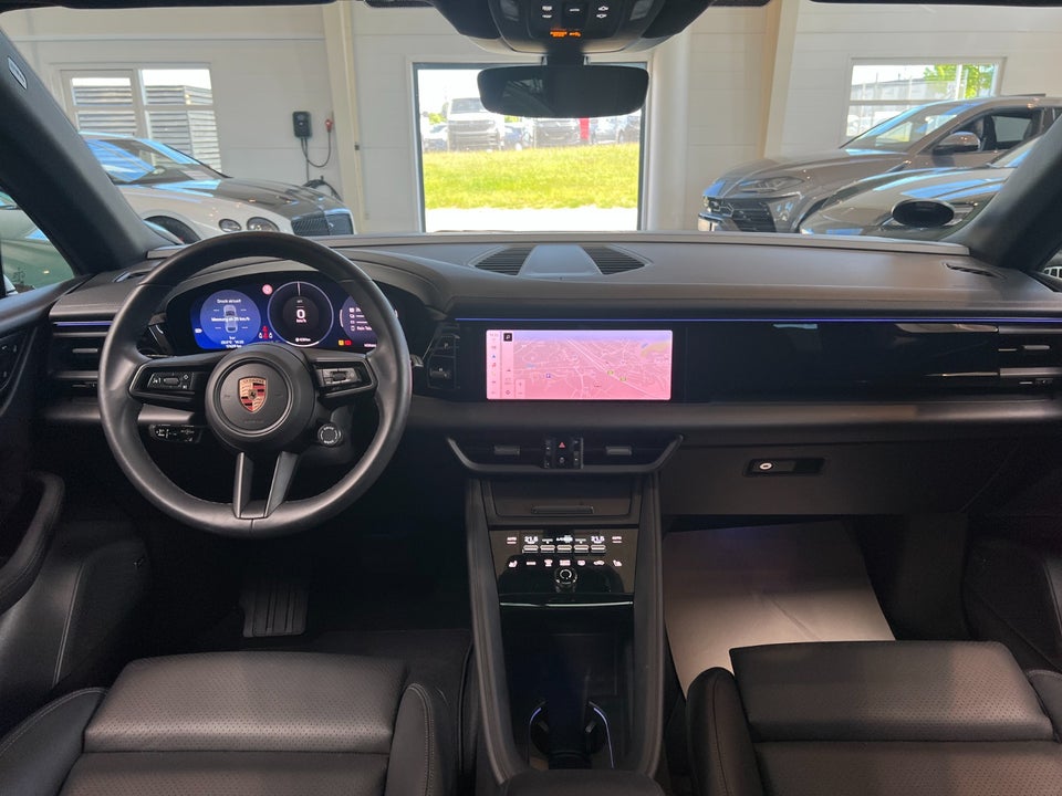 Porsche Macan 5d