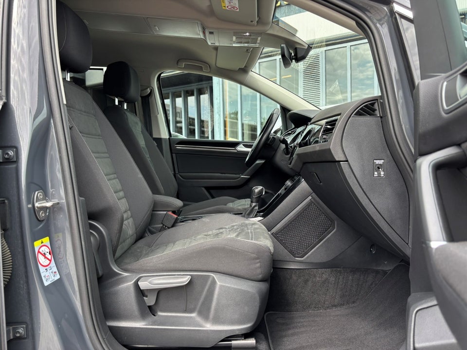 VW Touran 1,5 TSi 150 Highline Family DSG 7prs 5d