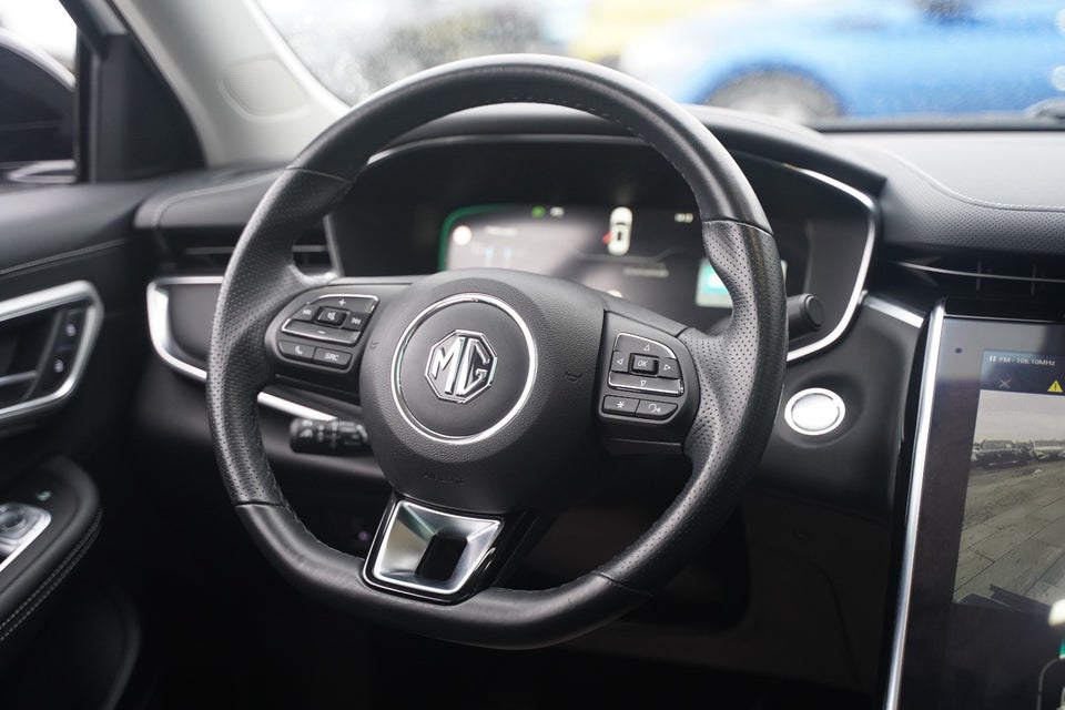 MG Marvel R Luxury 5d