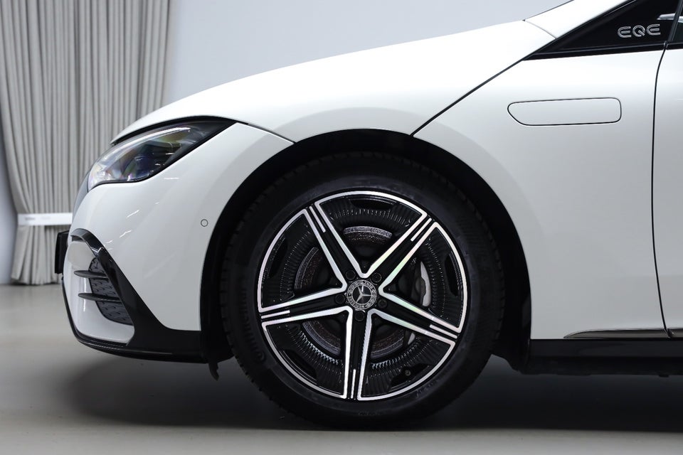 Mercedes EQE350 AMG Line Premium 4d
