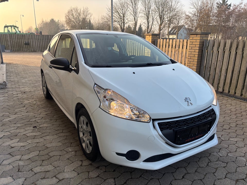 Peugeot 208 1,0 VTi Access 3d