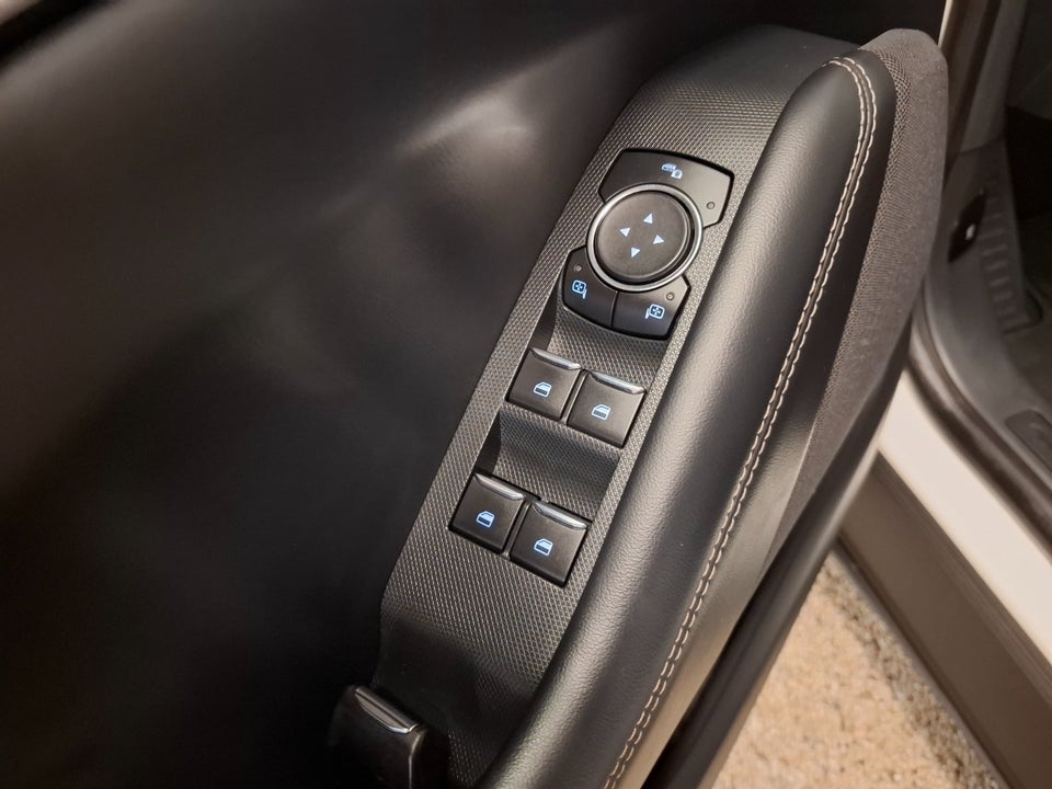 Ford Mustang Mach-E 75 Standard Range 5d