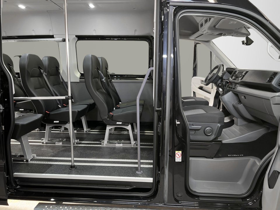 VW Crafter 35 2,0 TDi 177 Kombi L3H2 aut.