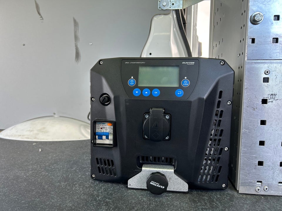 Mercedes Vito 114 2,0 CDi Kassevogn aut. L RWD