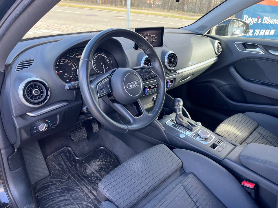 Audi A3 1,4 e-tron Sport Sportback S-tr. 5d