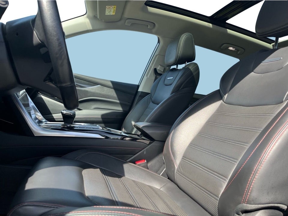 Maxus Euniq6 70  5d