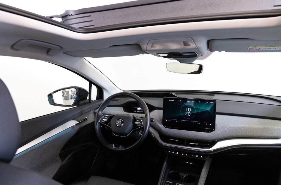 Skoda Enyaq 60 iV Loft 5d