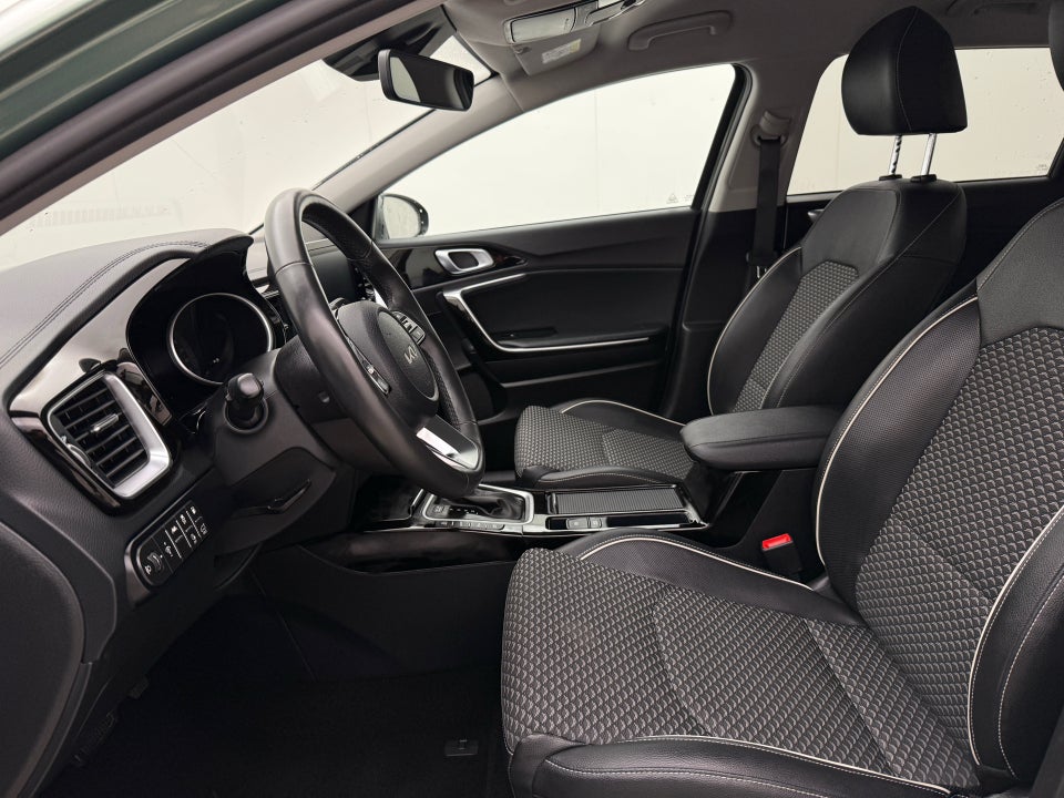 Kia Ceed 1,6 PHEV Upgrade SW DCT 5d