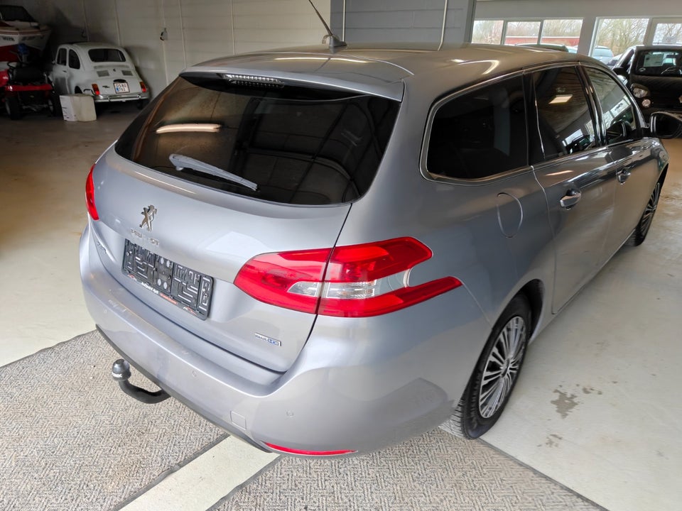 Peugeot 308 1,6 BlueHDi 120 Active SW 5d