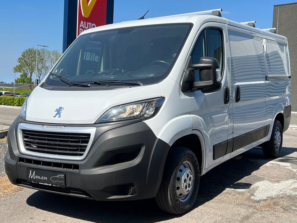 Peugeot Boxer 333 2,2 BlueHDi 165 L2H1 Premium