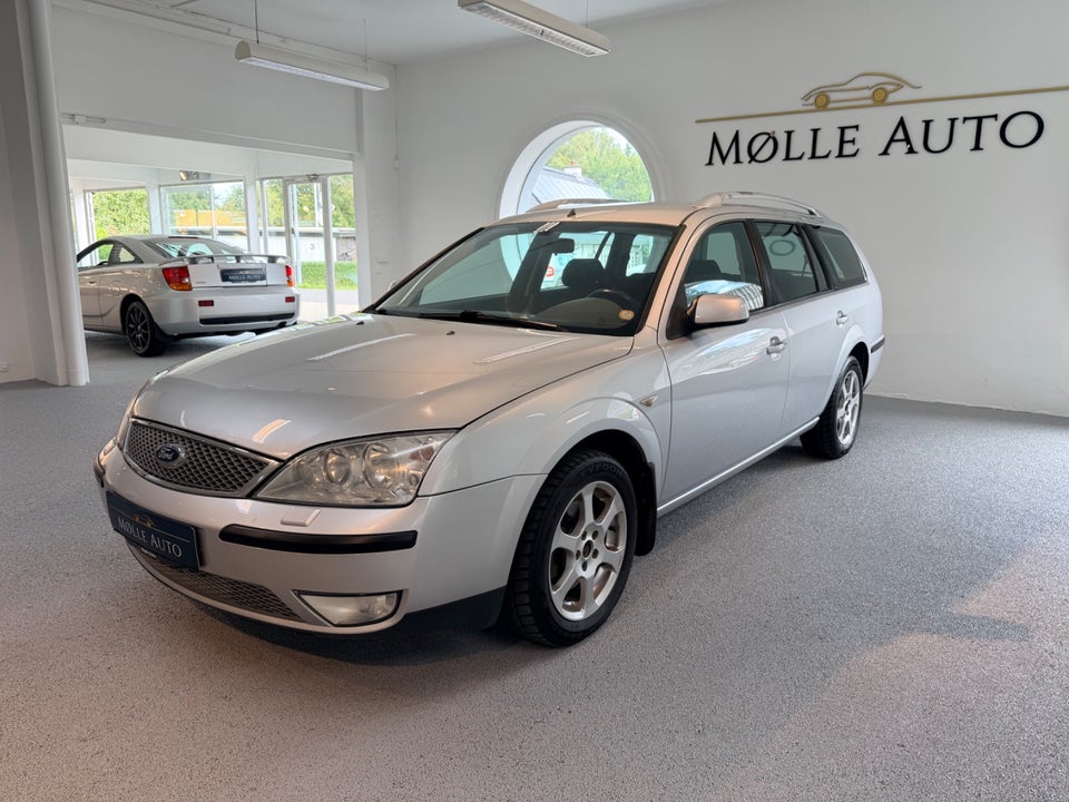 Ford Mondeo 2,0 145 Ambiente stc. 5d