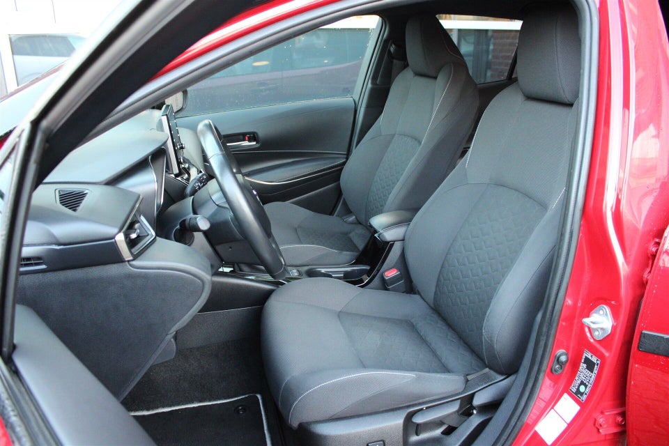 Toyota Corolla 1,8 Hybrid H3 Premium MDS 5d