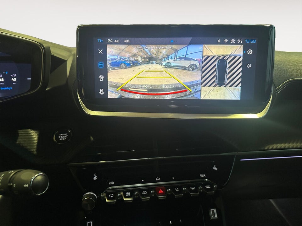 Peugeot e-208 54 GT 5d