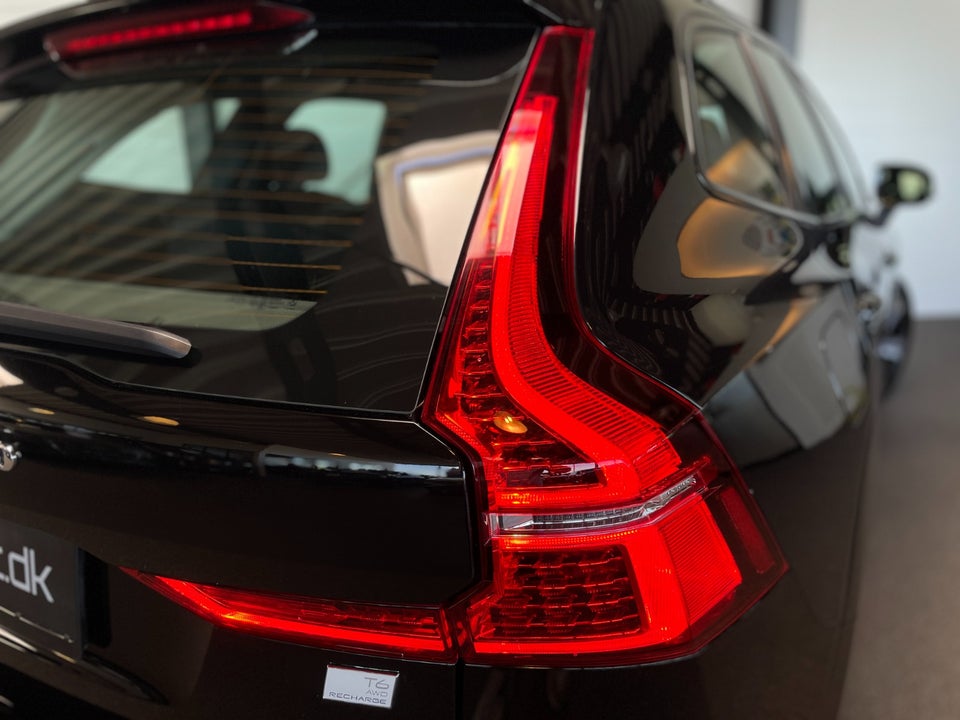 Volvo XC60 2,0 T6 ReCharge Plus Dark aut. AWD 5d