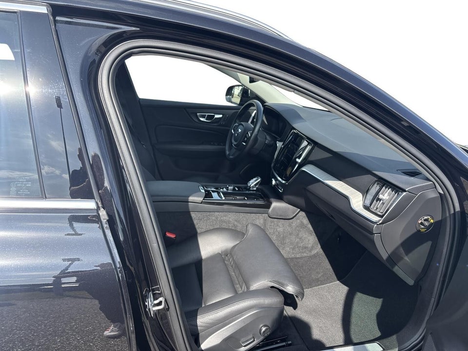 Volvo V60 2,0 T8 ReCharge Inscription aut. AWD 5d