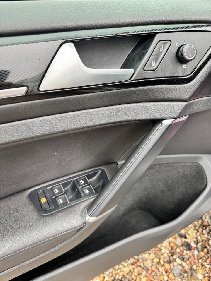 VW Golf VII 1,4 TSi 122 Comfortline BMT 5d