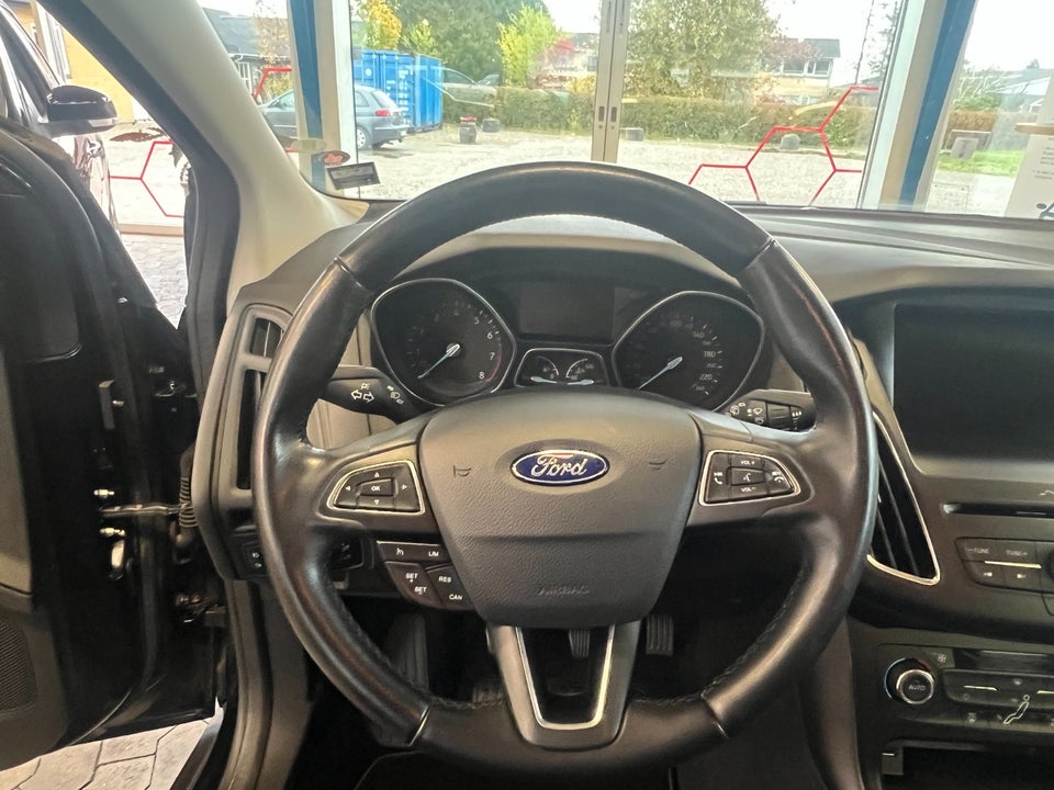 Ford Focus 1,0 SCTi 125 Business stc. 5d
