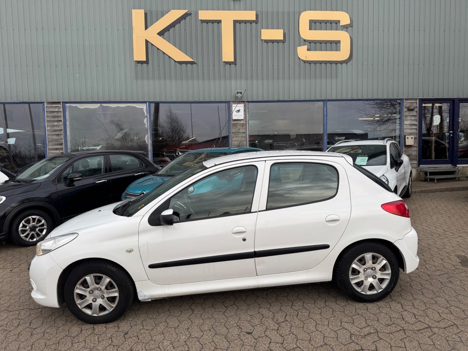 Peugeot 206+ 1,4 HDi 68 5d