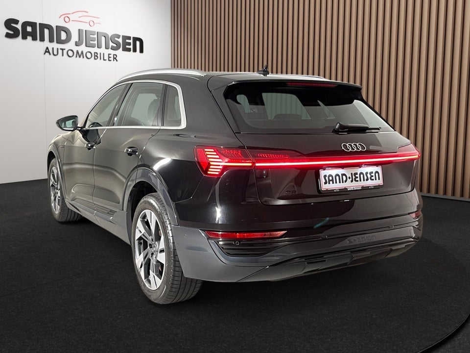 Audi Q8 e-tron 55 Advanced quattro 5d