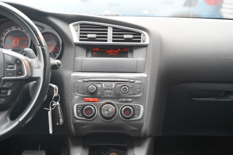 Citroën C4 1,6 e-HDi 112 Seduction E6G 5d