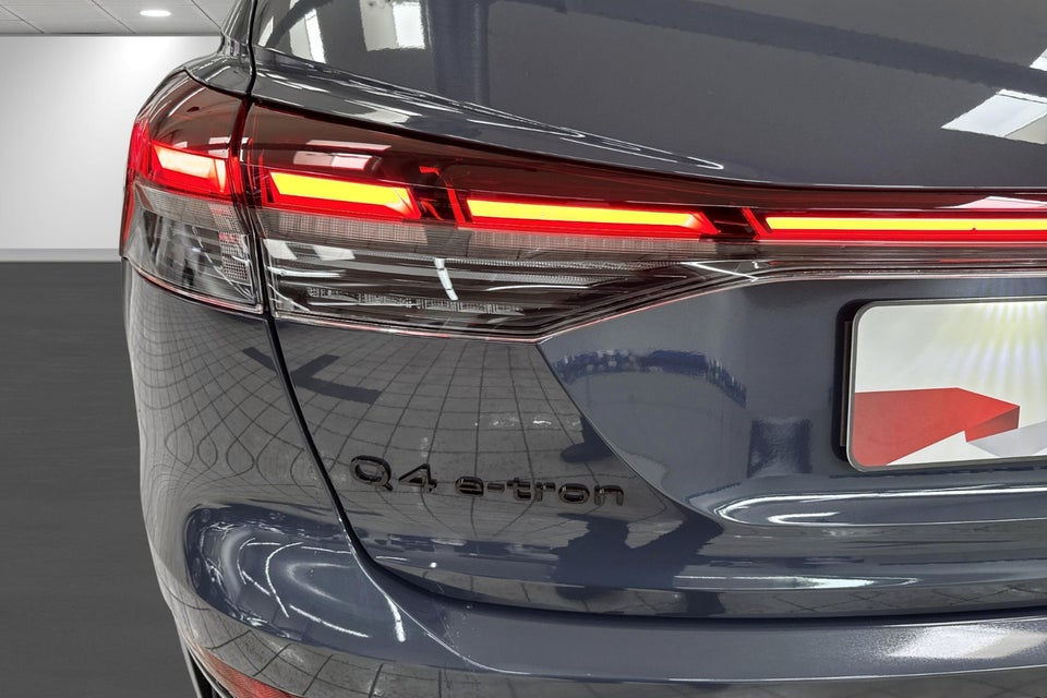 Audi Q4 e-tron performance 5d