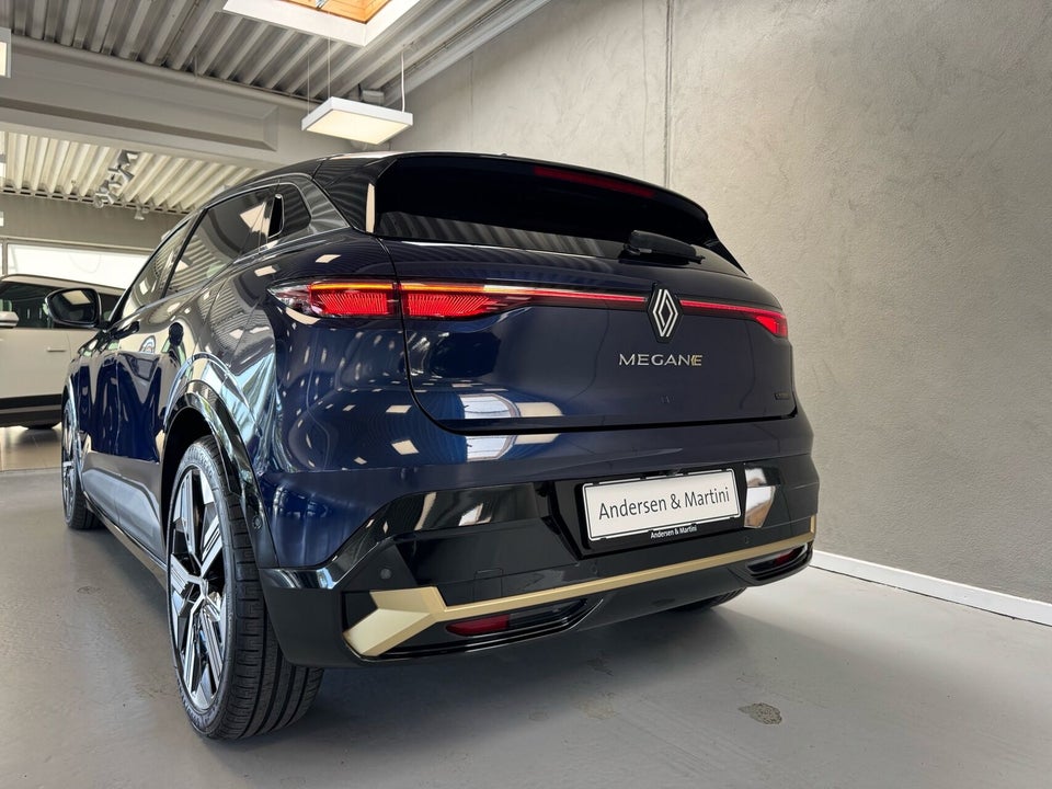 Renault Megane E-Tech 60 Iconic 5d