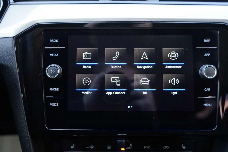 VW Passat 2,0 TDi 150 Business Variant DSG Van 5d