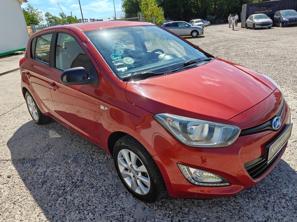 Hyundai i20 1,25 Classic XTR 5d