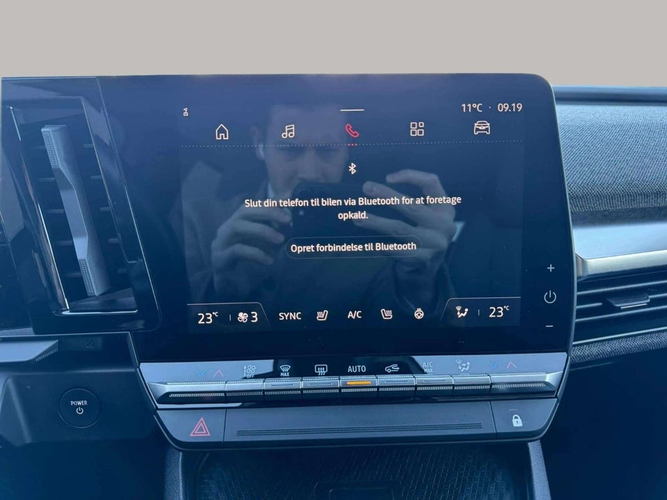 Renault Megane E-Tech 40 Equilibre 5d