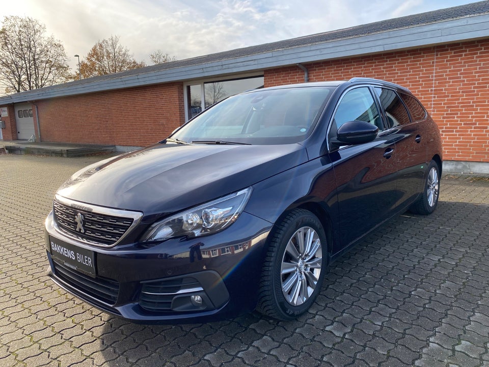 Peugeot 308 1,6 BlueHDi 120 Allure Sky SW 5d