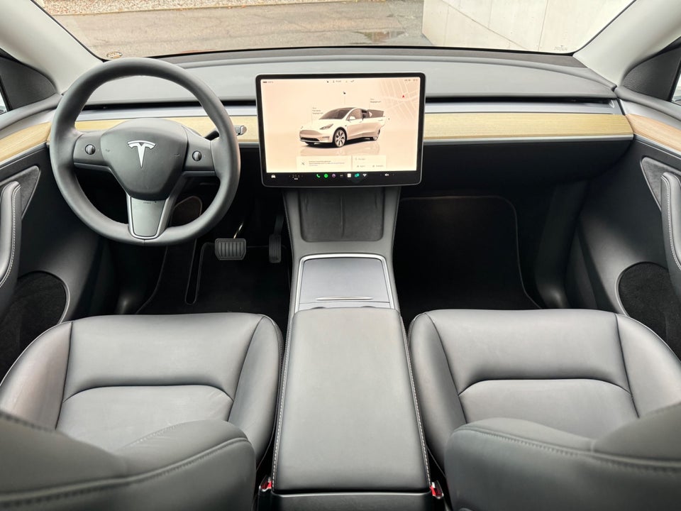 Tesla Model Y RWD 5d