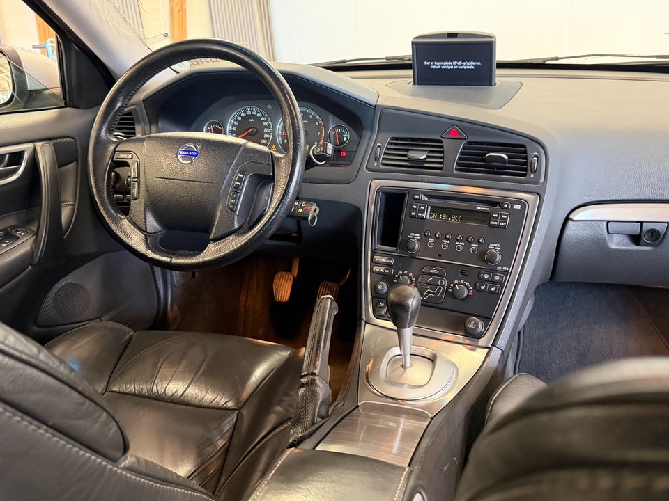 Volvo V70 2,4 170 Classic Momentum 5d