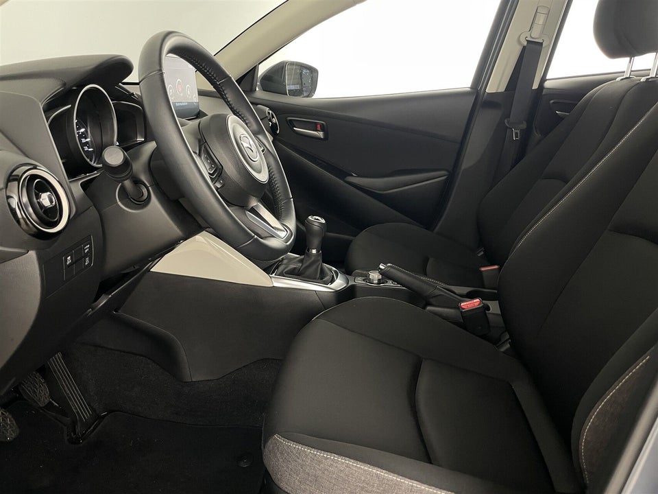 Mazda 2 1,5 e-SkyActive-G Centre-Line 5d