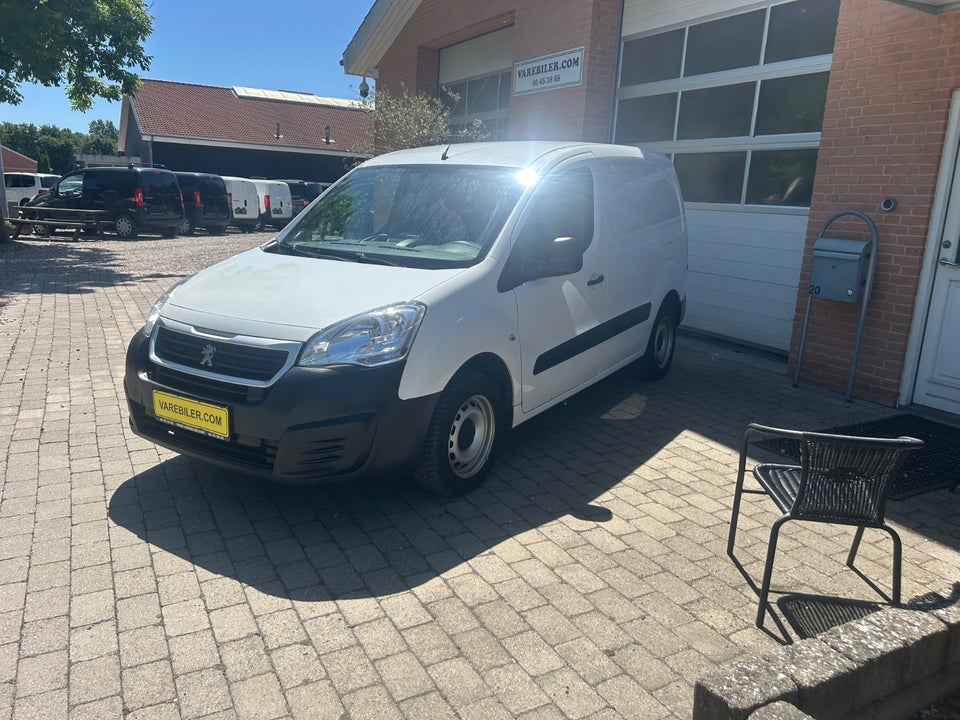 Peugeot Partner 1,6 BlueHDi 100 L1 Premium Van 5d