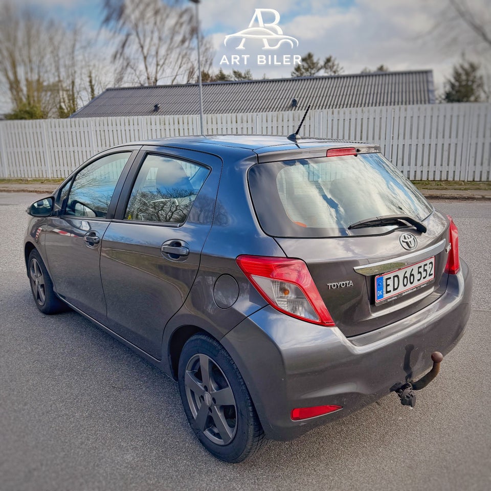 Toyota Yaris 1,3 VVT-i T2 Touch 5d